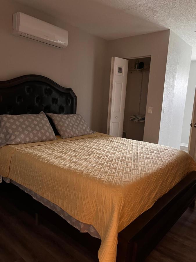 Appartement Casa Familia Martino 5 à Tampa Extérieur photo